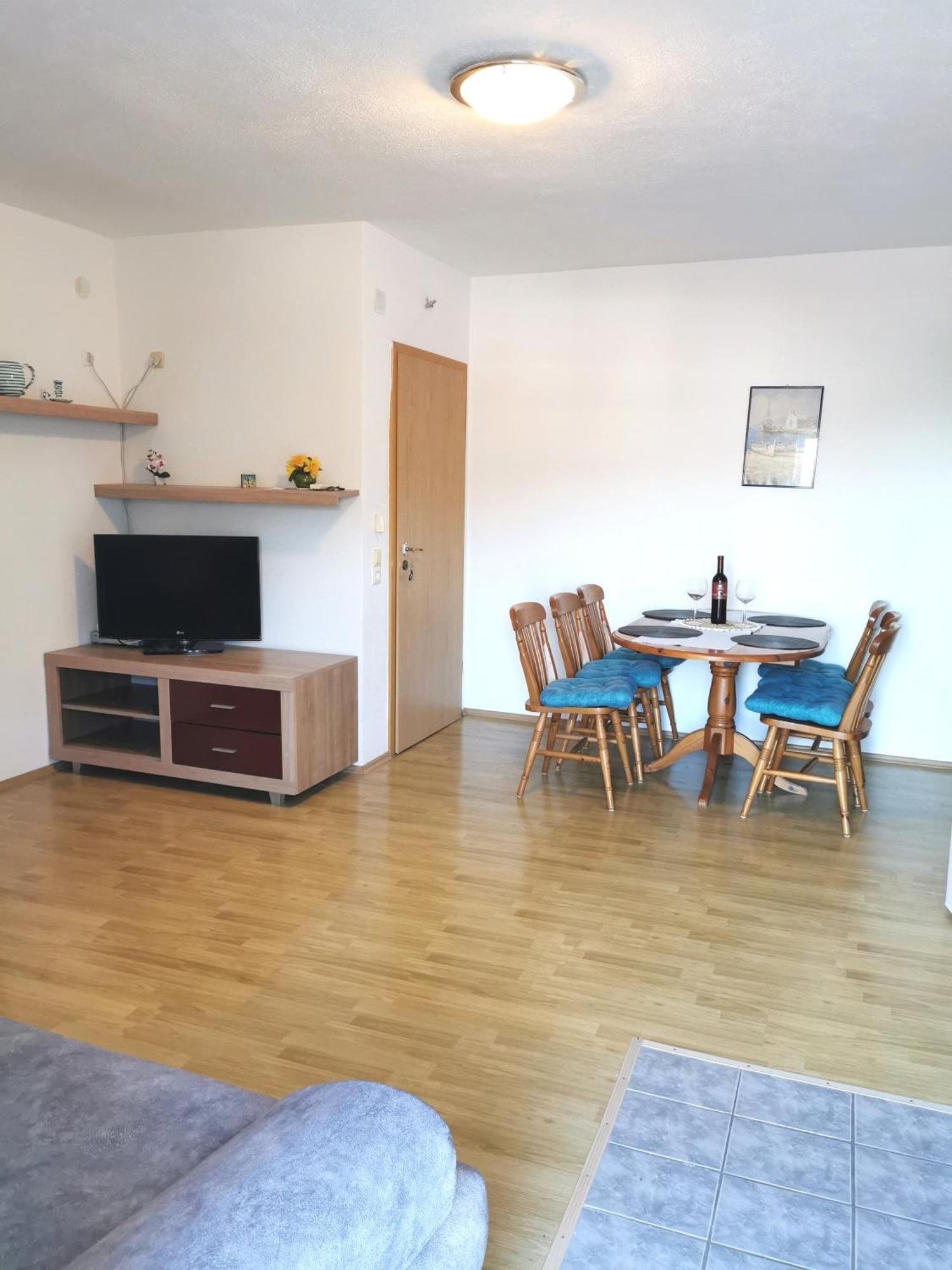Apartmani Gabi Cesarica Eksteriør bilde