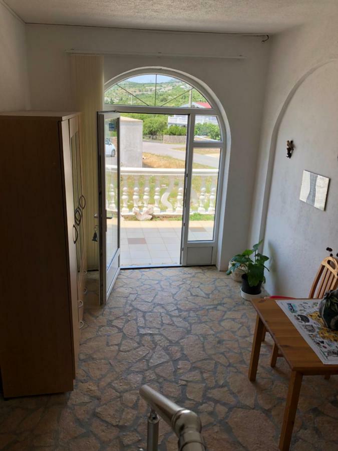 Apartmani Gabi Cesarica Eksteriør bilde