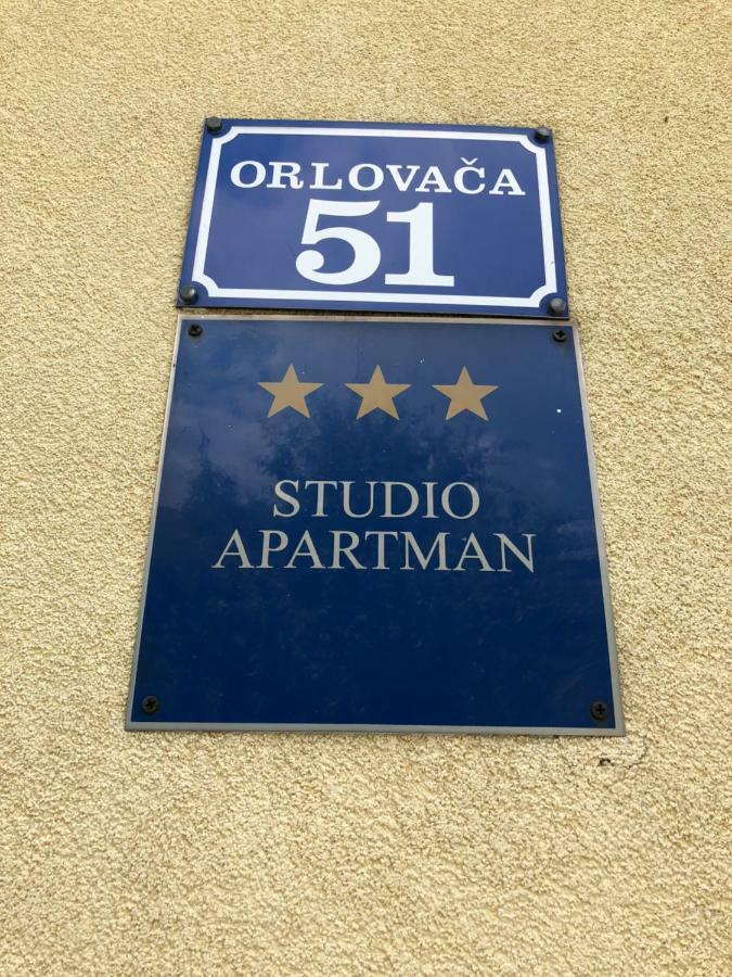Apartmani Gabi Cesarica Eksteriør bilde